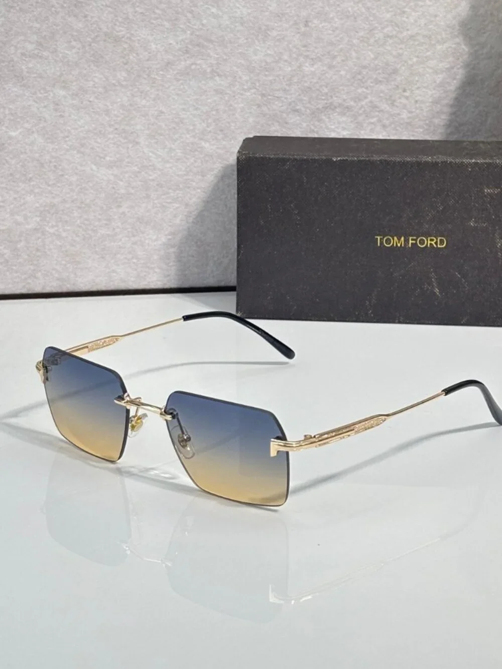 TOM FORD Frameless Gradient Sunglasses